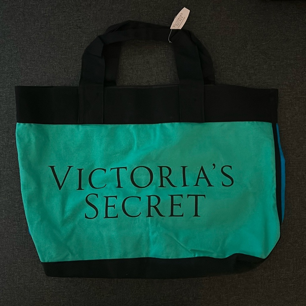 VICTORIA SECRET GREEN WEEKEND GETAWAY GYM BAG TOTE OVERSIZED GREEN BLACK